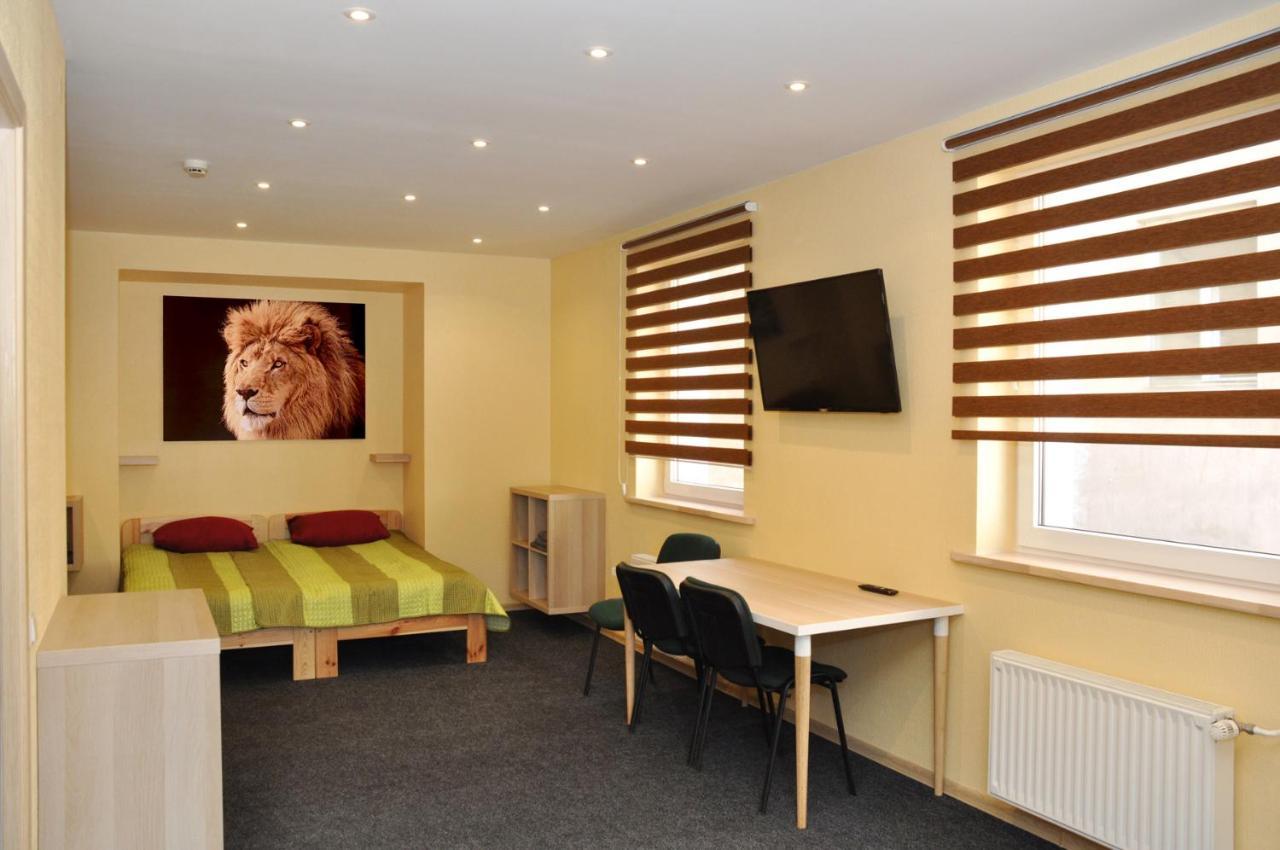 Riga City Center Quiet Apartment With Free Private Parking Exterior photo